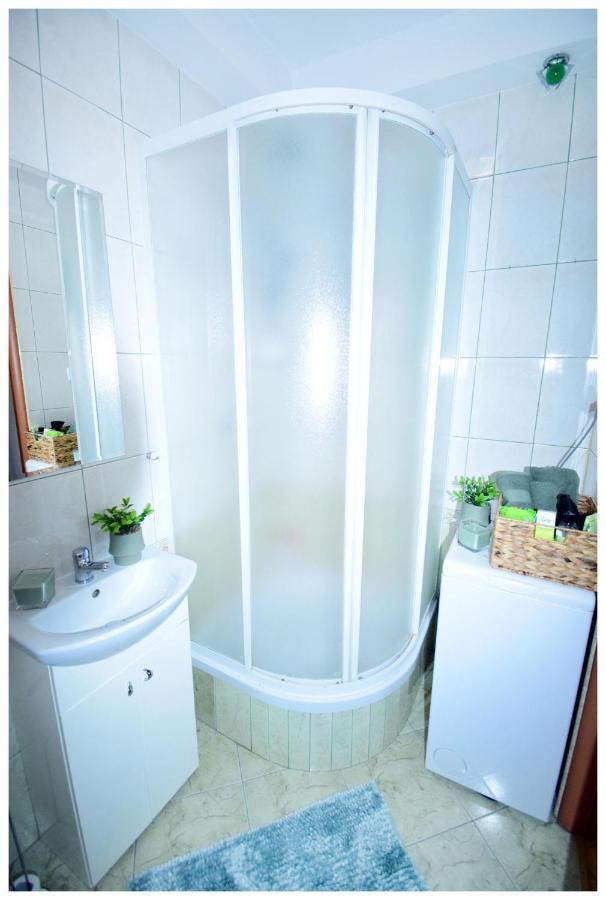 Color24 Apartament VI Стальова-Воля Екстер'єр фото